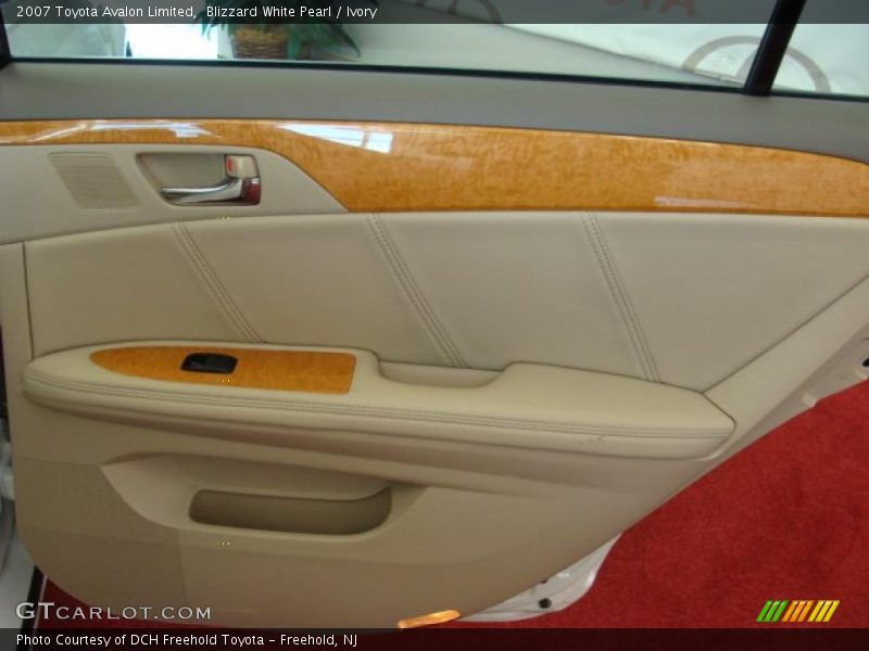 Blizzard White Pearl / Ivory 2007 Toyota Avalon Limited