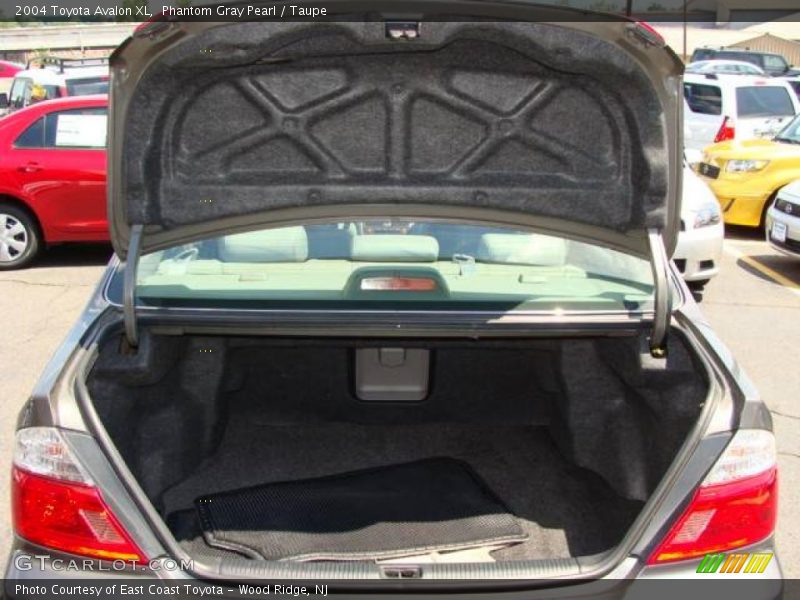Phantom Gray Pearl / Taupe 2004 Toyota Avalon XL