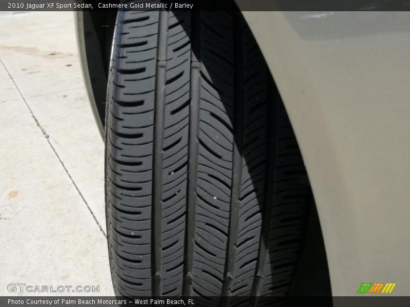 Cashmere Gold Metallic / Barley 2010 Jaguar XF Sport Sedan