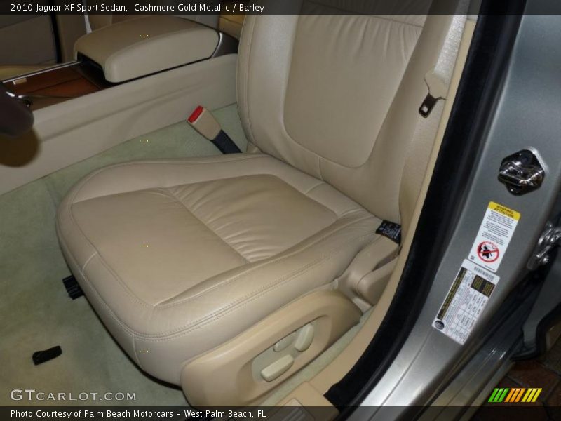 Cashmere Gold Metallic / Barley 2010 Jaguar XF Sport Sedan