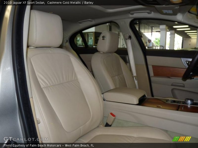 Cashmere Gold Metallic / Barley 2010 Jaguar XF Sport Sedan