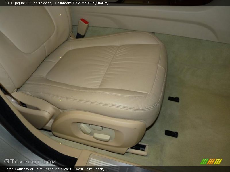 Cashmere Gold Metallic / Barley 2010 Jaguar XF Sport Sedan