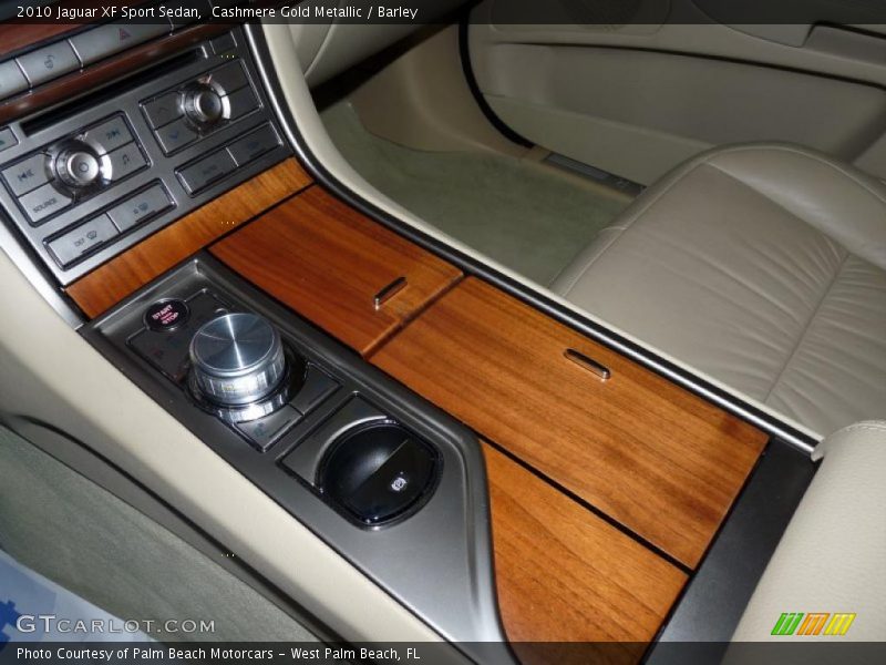 Cashmere Gold Metallic / Barley 2010 Jaguar XF Sport Sedan