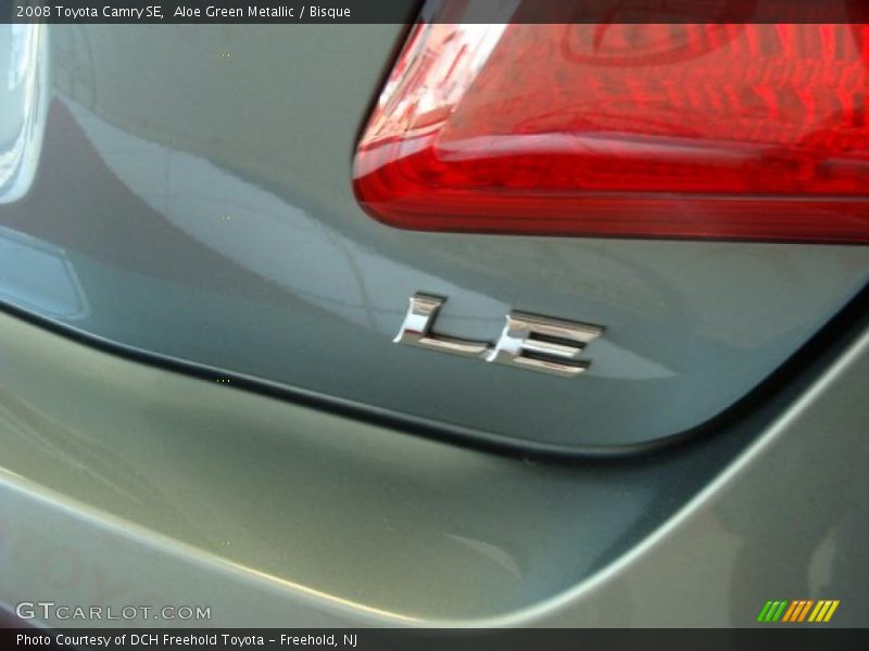 Aloe Green Metallic / Bisque 2008 Toyota Camry SE