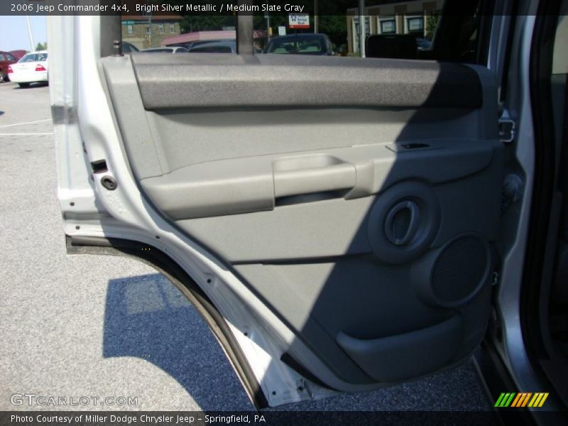 Bright Silver Metallic / Medium Slate Gray 2006 Jeep Commander 4x4