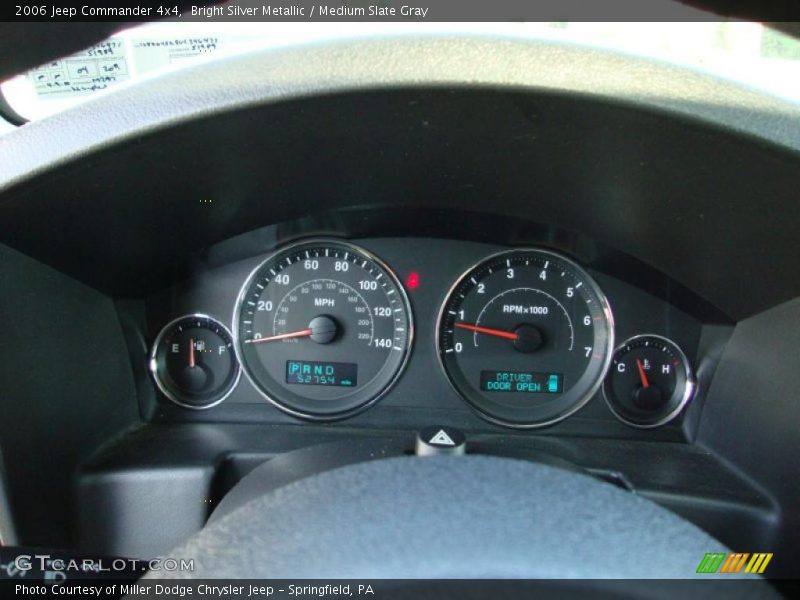 Bright Silver Metallic / Medium Slate Gray 2006 Jeep Commander 4x4