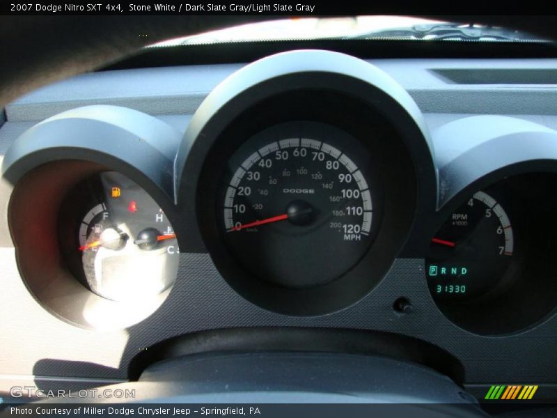 Stone White / Dark Slate Gray/Light Slate Gray 2007 Dodge Nitro SXT 4x4
