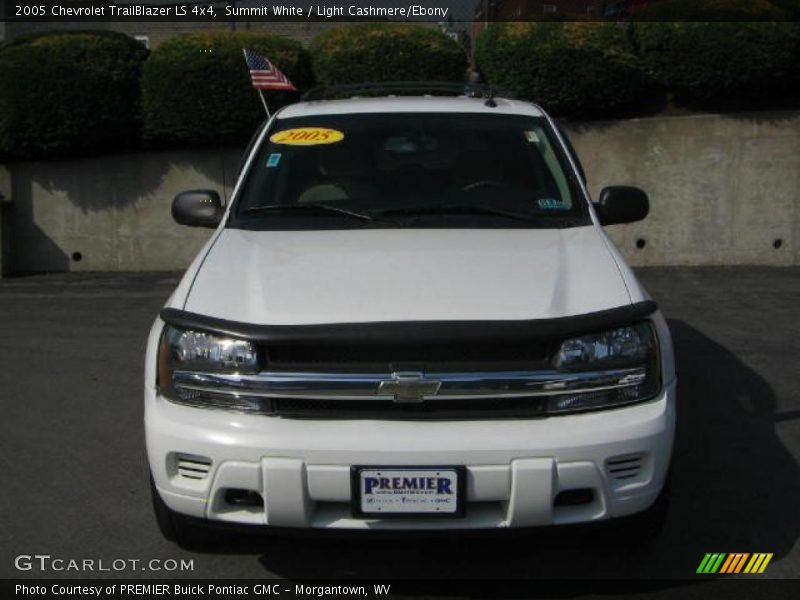 Summit White / Light Cashmere/Ebony 2005 Chevrolet TrailBlazer LS 4x4