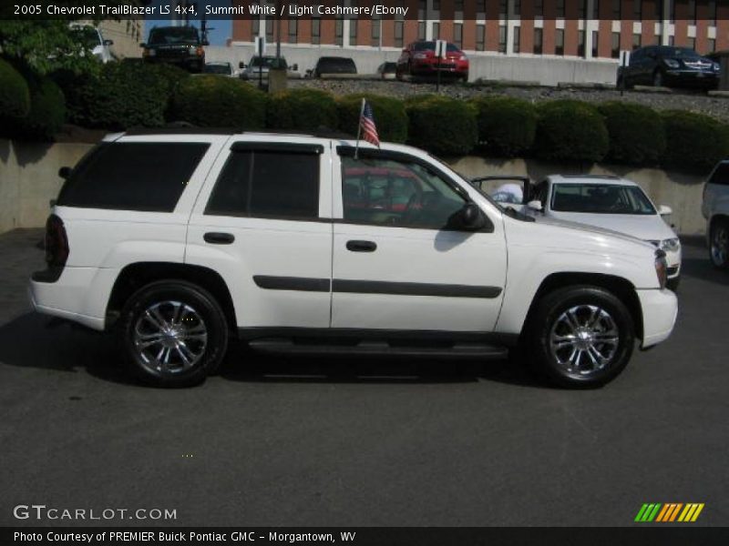 Summit White / Light Cashmere/Ebony 2005 Chevrolet TrailBlazer LS 4x4