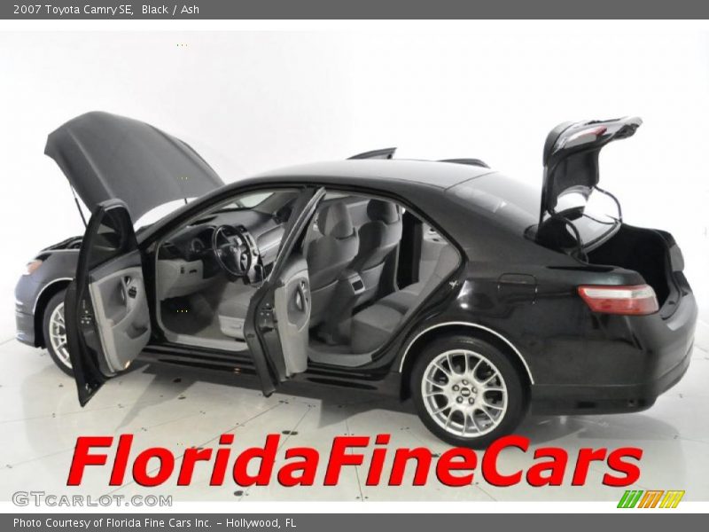 Black / Ash 2007 Toyota Camry SE