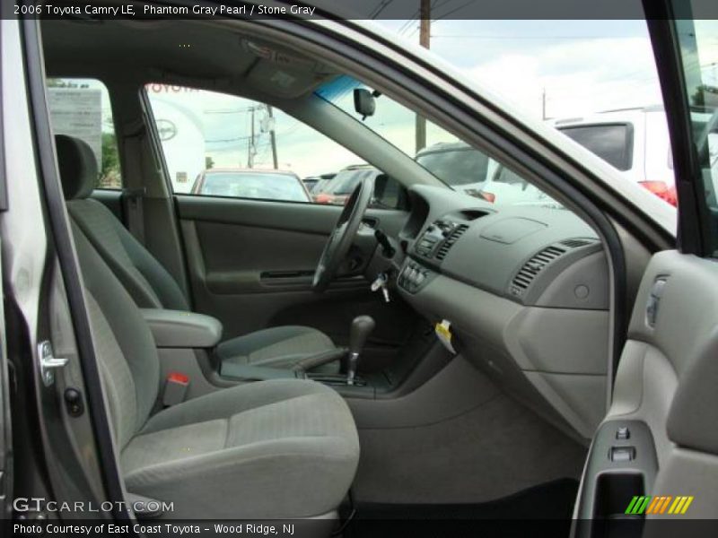 Phantom Gray Pearl / Stone Gray 2006 Toyota Camry LE