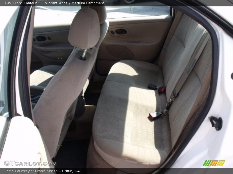 Vibrant White / Medium Parchment 1998 Ford Contour SE