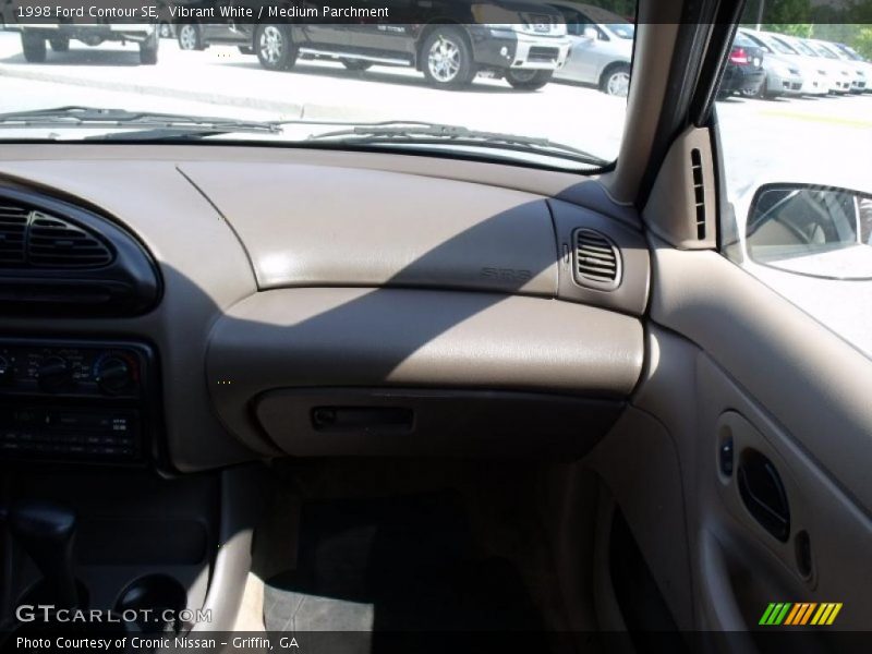 Vibrant White / Medium Parchment 1998 Ford Contour SE