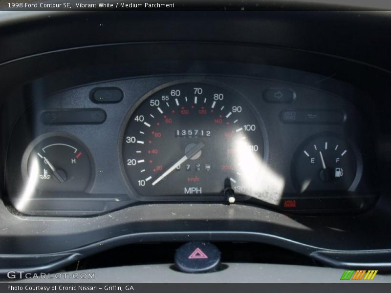 Vibrant White / Medium Parchment 1998 Ford Contour SE