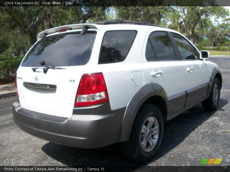 Clear White / Gray 2004 Kia Sorento EX