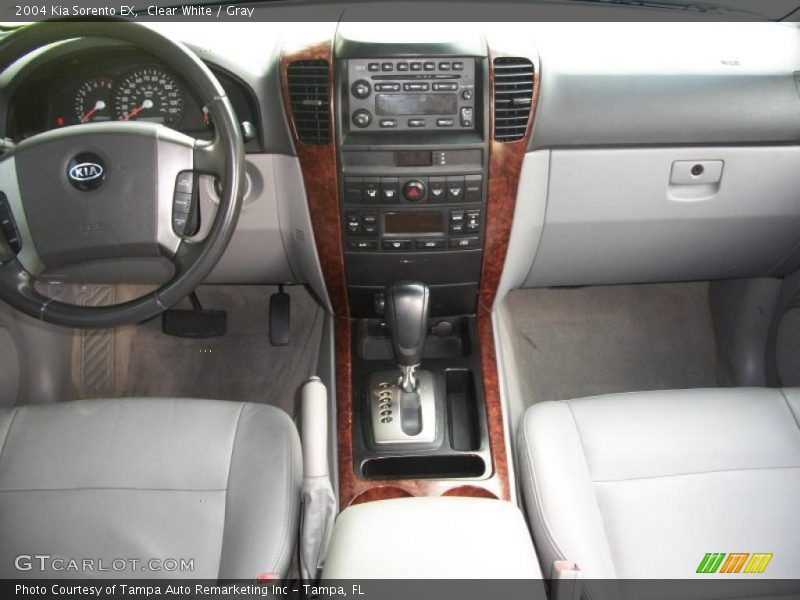 Clear White / Gray 2004 Kia Sorento EX