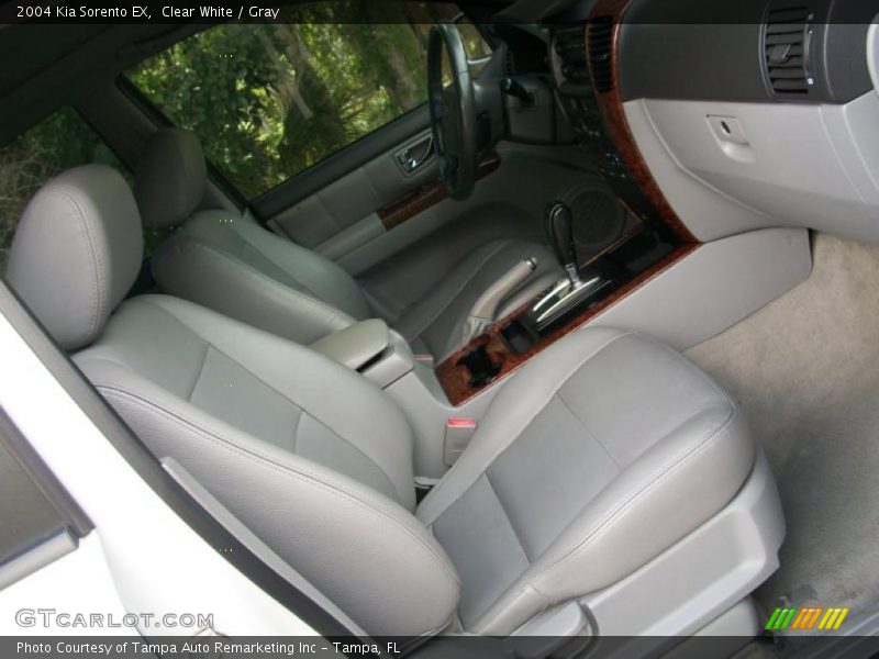 Clear White / Gray 2004 Kia Sorento EX