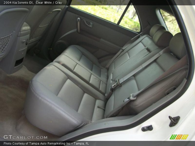 Clear White / Gray 2004 Kia Sorento EX
