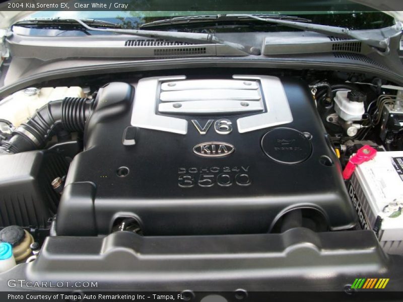 Clear White / Gray 2004 Kia Sorento EX