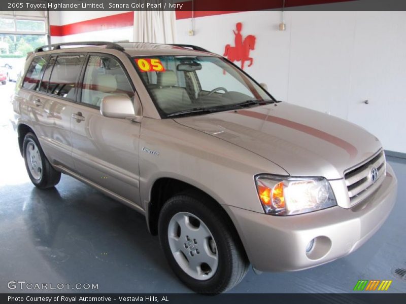 Sonora Gold Pearl / Ivory 2005 Toyota Highlander Limited