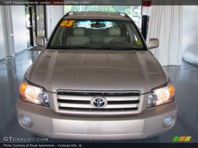 Sonora Gold Pearl / Ivory 2005 Toyota Highlander Limited
