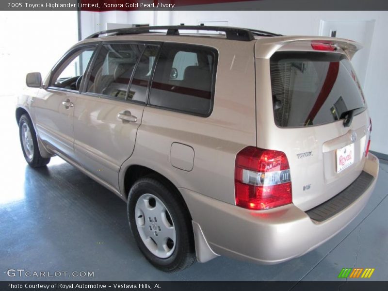 Sonora Gold Pearl / Ivory 2005 Toyota Highlander Limited