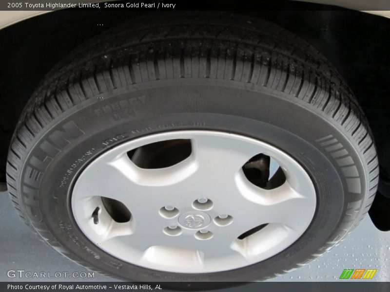 Sonora Gold Pearl / Ivory 2005 Toyota Highlander Limited
