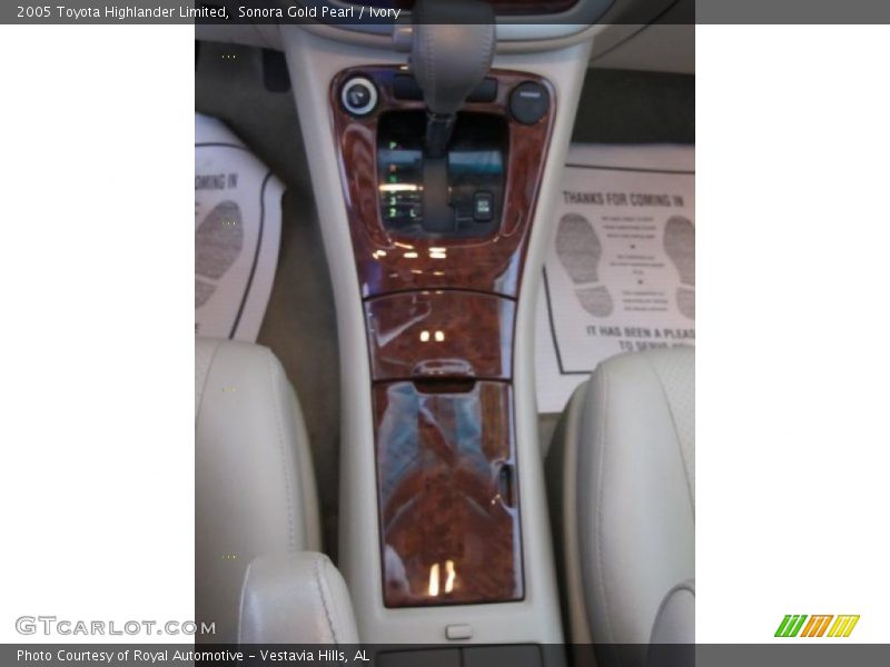 Sonora Gold Pearl / Ivory 2005 Toyota Highlander Limited