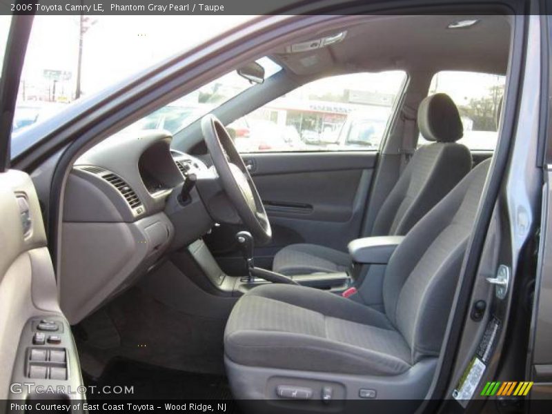 Phantom Gray Pearl / Taupe 2006 Toyota Camry LE