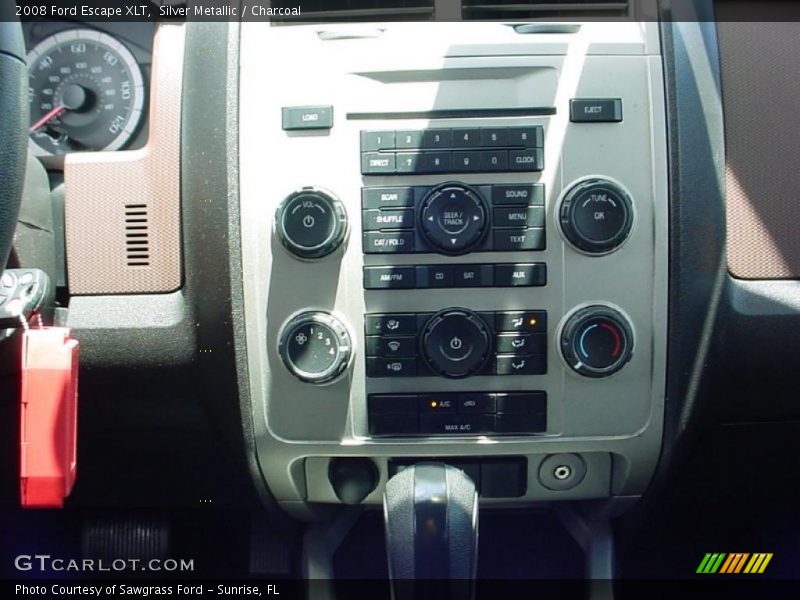 Silver Metallic / Charcoal 2008 Ford Escape XLT