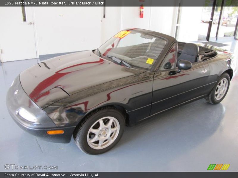 Brilliant Black / Black 1995 Mazda MX-5 Miata Roadster