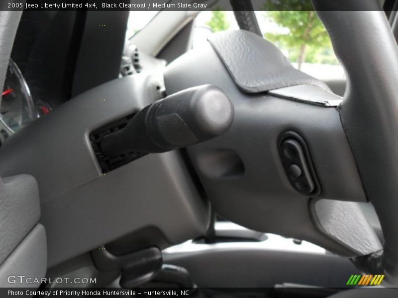 Black Clearcoat / Medium Slate Gray 2005 Jeep Liberty Limited 4x4