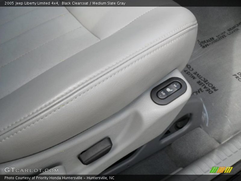 Black Clearcoat / Medium Slate Gray 2005 Jeep Liberty Limited 4x4