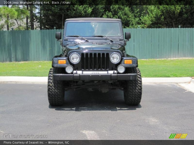 Black / Khaki 2004 Jeep Wrangler Sahara 4x4