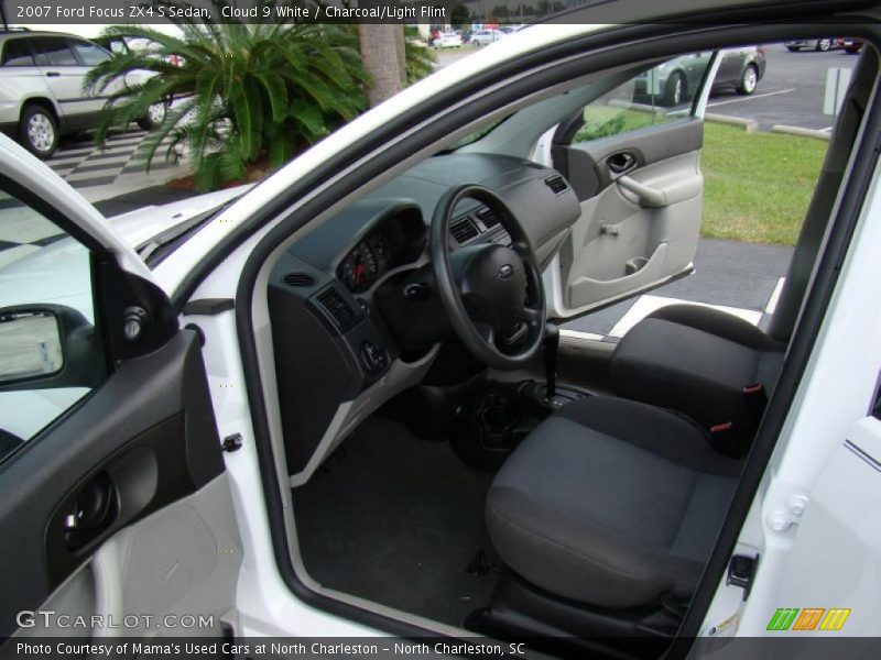 Cloud 9 White / Charcoal/Light Flint 2007 Ford Focus ZX4 S Sedan