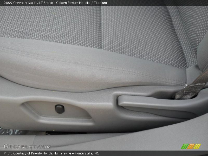 Golden Pewter Metallic / Titanium 2009 Chevrolet Malibu LT Sedan