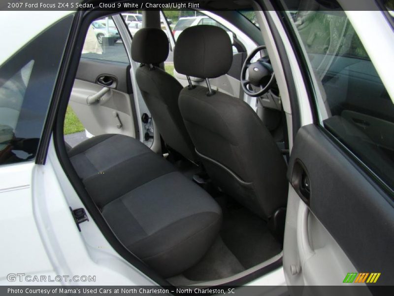 Cloud 9 White / Charcoal/Light Flint 2007 Ford Focus ZX4 S Sedan