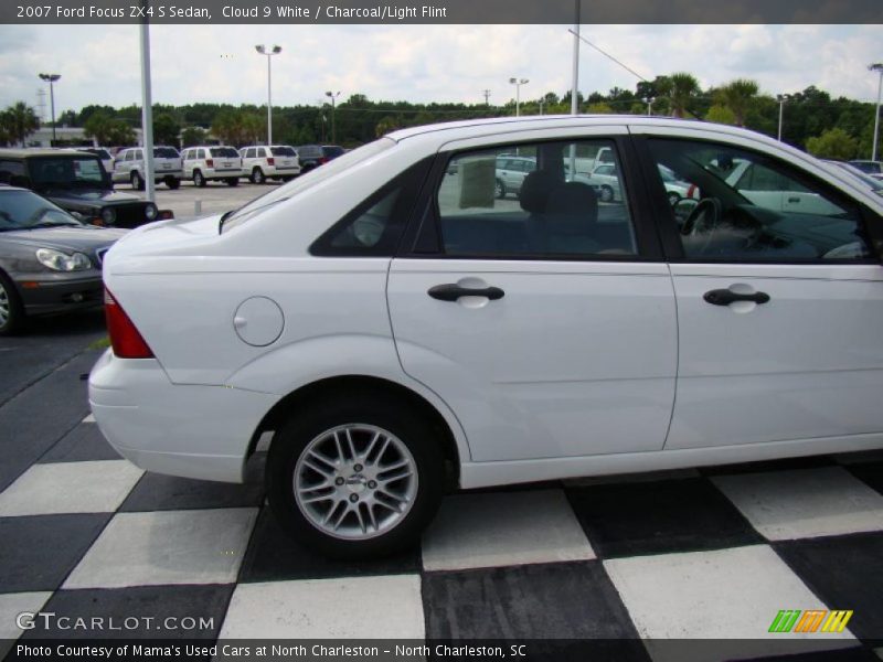 Cloud 9 White / Charcoal/Light Flint 2007 Ford Focus ZX4 S Sedan
