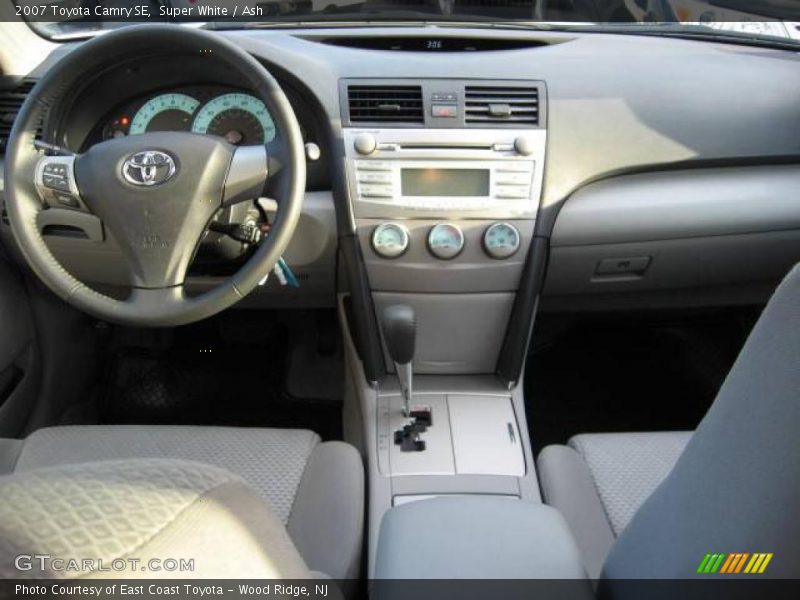 Super White / Ash 2007 Toyota Camry SE