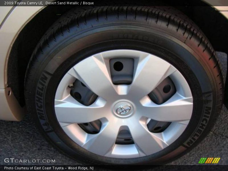 Desert Sand Metallic / Bisque 2009 Toyota Camry LE