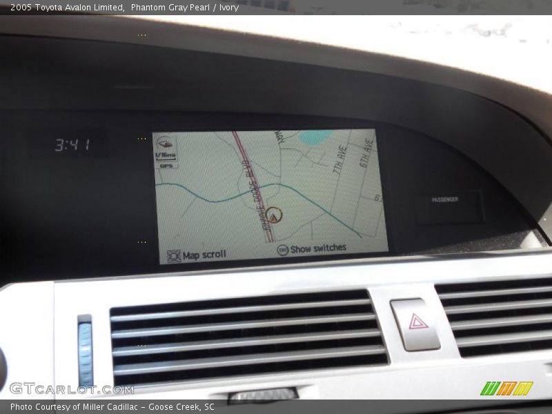 Phantom Gray Pearl / Ivory 2005 Toyota Avalon Limited