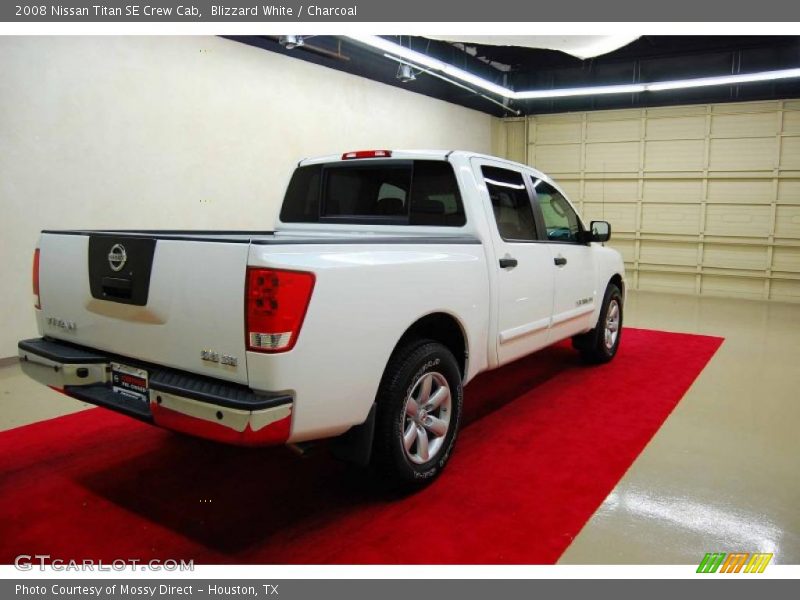 Blizzard White / Charcoal 2008 Nissan Titan SE Crew Cab