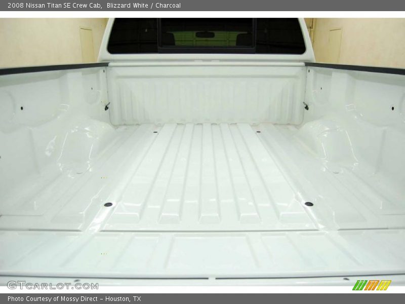 Blizzard White / Charcoal 2008 Nissan Titan SE Crew Cab