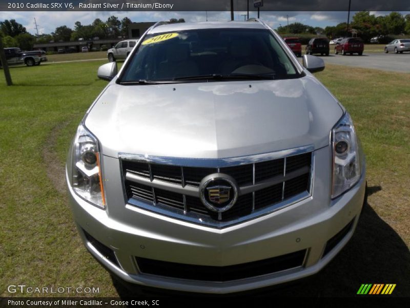 Radiant Silver / Titanium/Ebony 2010 Cadillac SRX V6