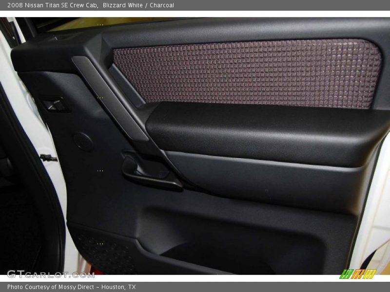 Blizzard White / Charcoal 2008 Nissan Titan SE Crew Cab