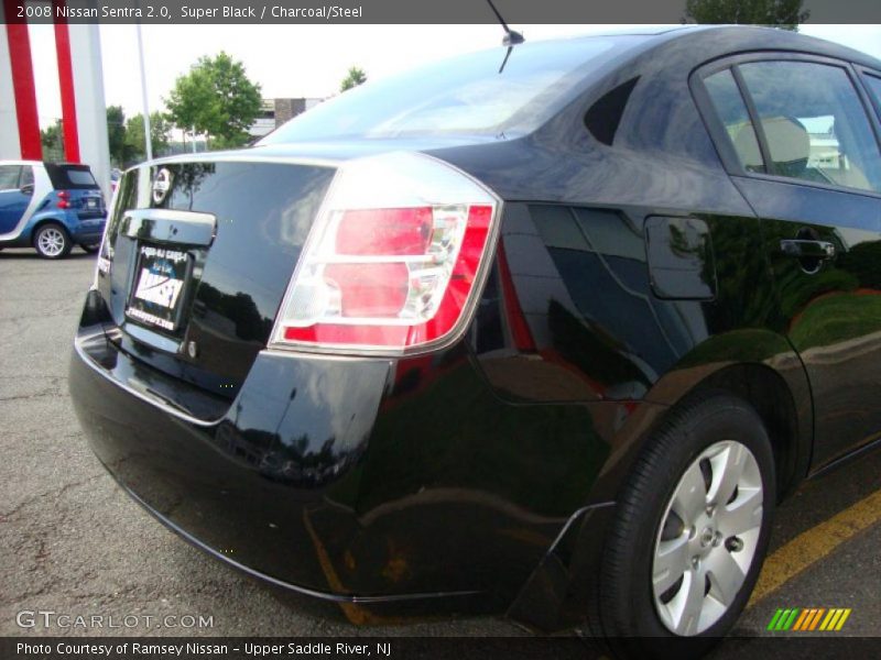 Super Black / Charcoal/Steel 2008 Nissan Sentra 2.0
