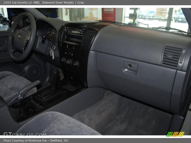 Diamond Silver Metallic / Gray 2003 Kia Sorento LX 4WD