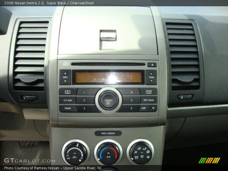 Super Black / Charcoal/Steel 2008 Nissan Sentra 2.0