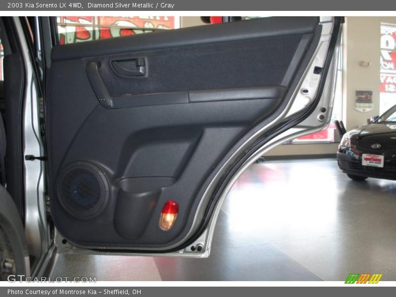 Diamond Silver Metallic / Gray 2003 Kia Sorento LX 4WD