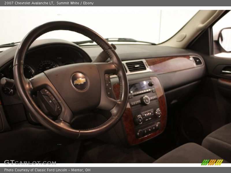 Summit White / Ebony 2007 Chevrolet Avalanche LT